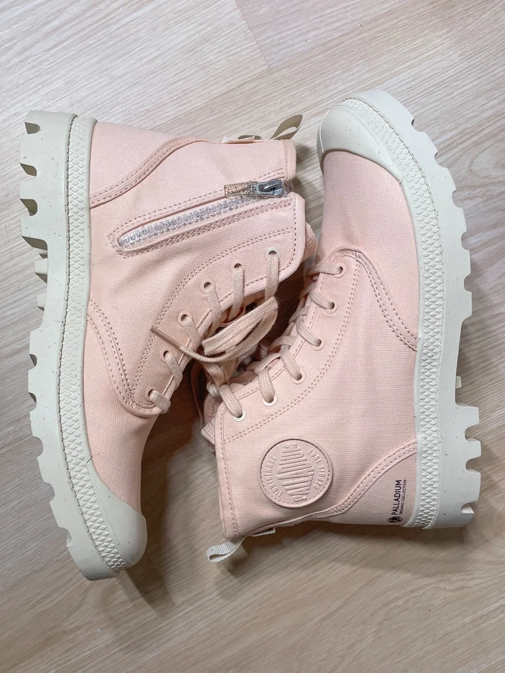 Palladium Pampa Hi Zip Organic Boots (Peaskin/Blush Pink) - Picture 1 of 11